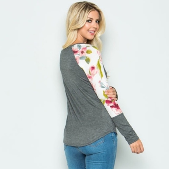 Floral Long Sleeve Top - Picture 3 of 3